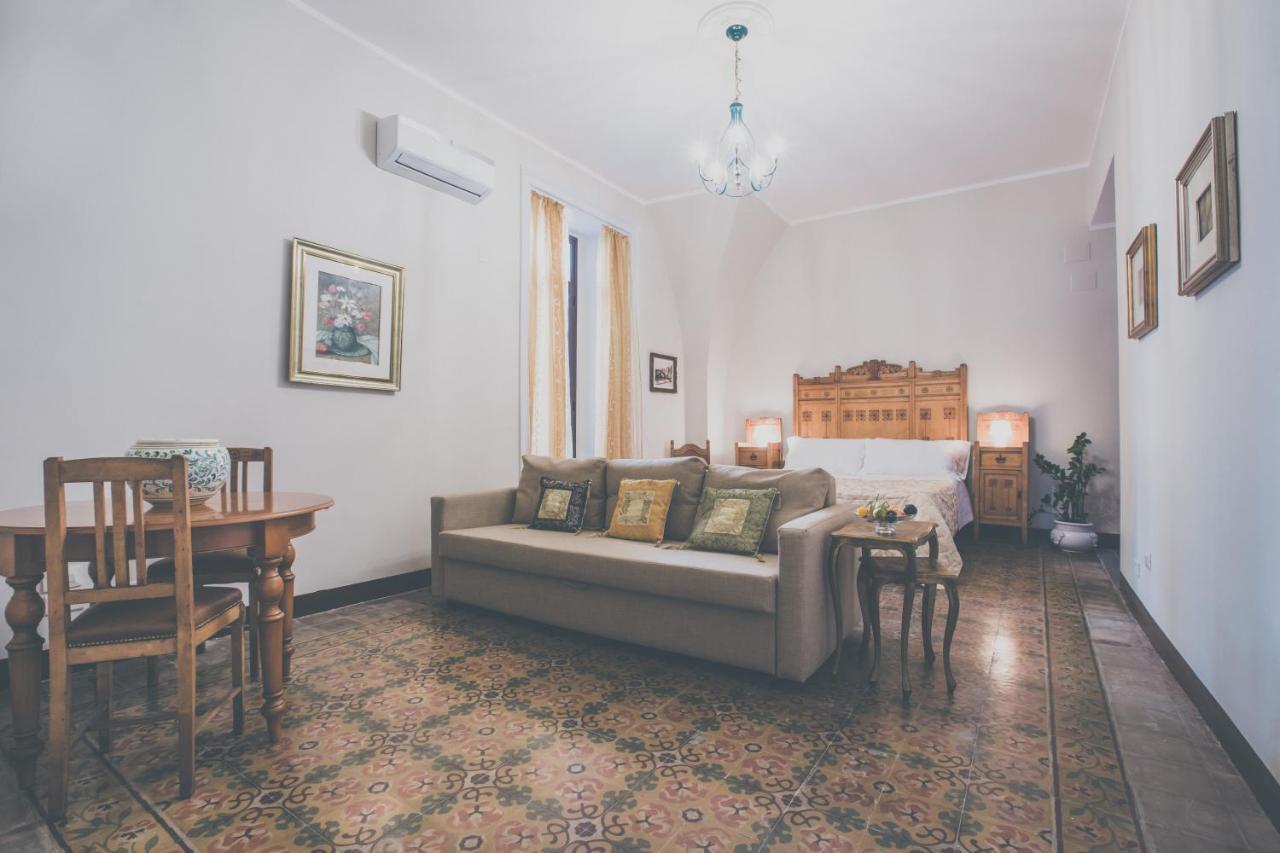 Palazzo Speciale B&B CTA Eksteriør billede